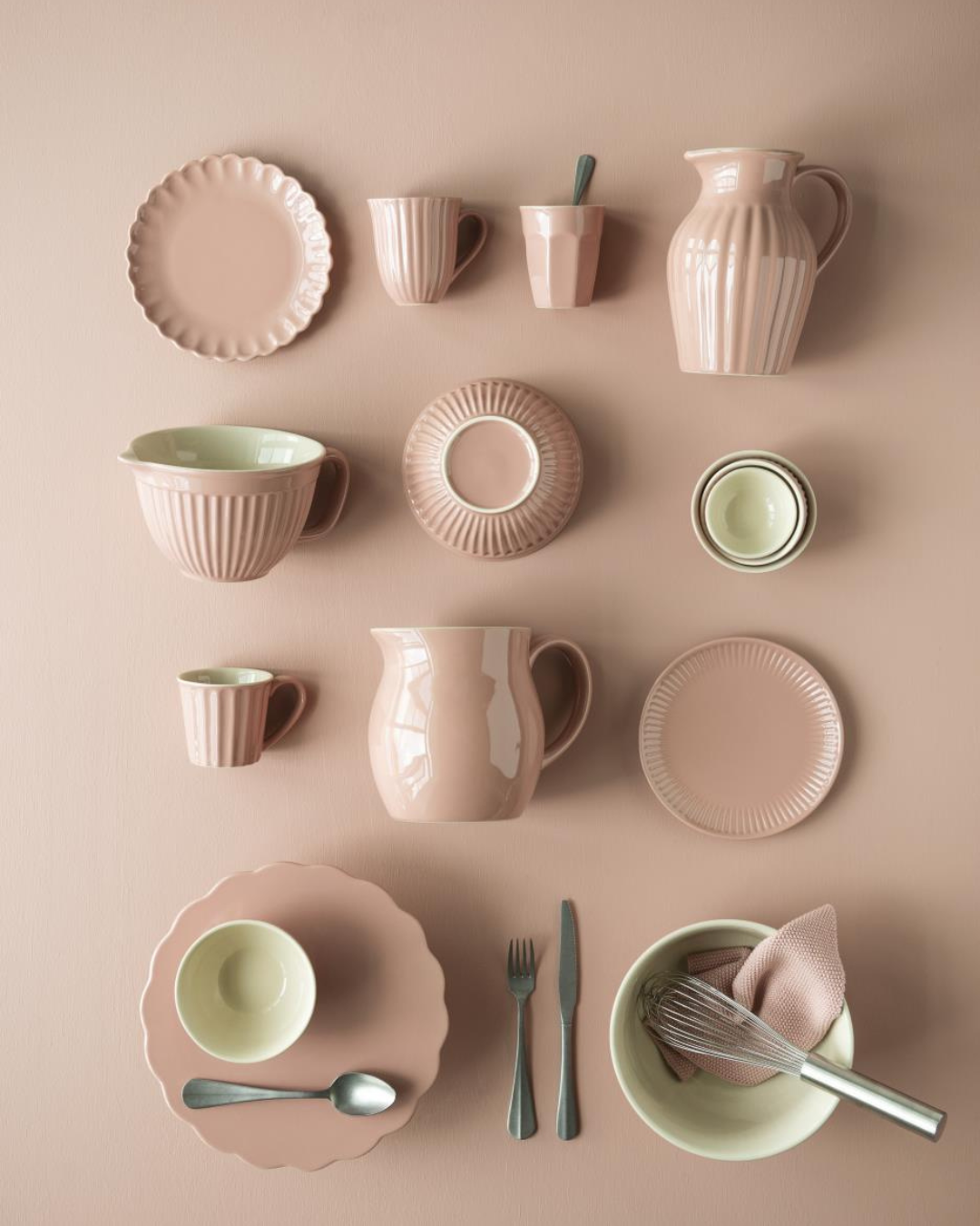 Mynte Coral Almond 